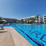 Apartment Long *