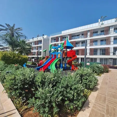 Long * Agios Georgios (Famagusta)