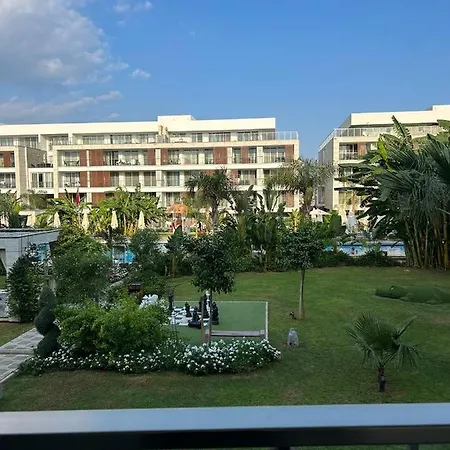 Apartment Long *